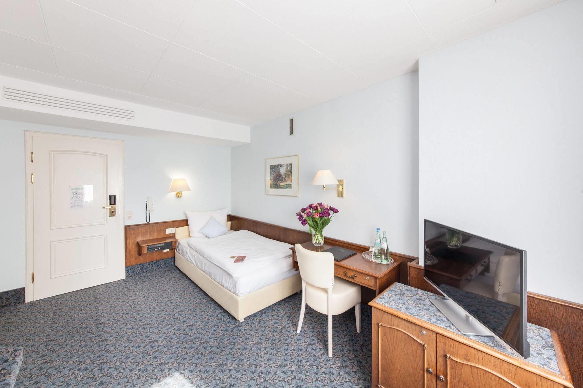 Hotel Post Aschaffenburg Eksteriør billede